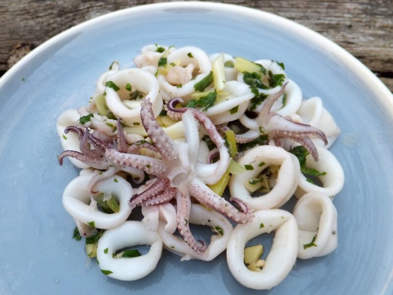 Chilli, garlic & lime squid