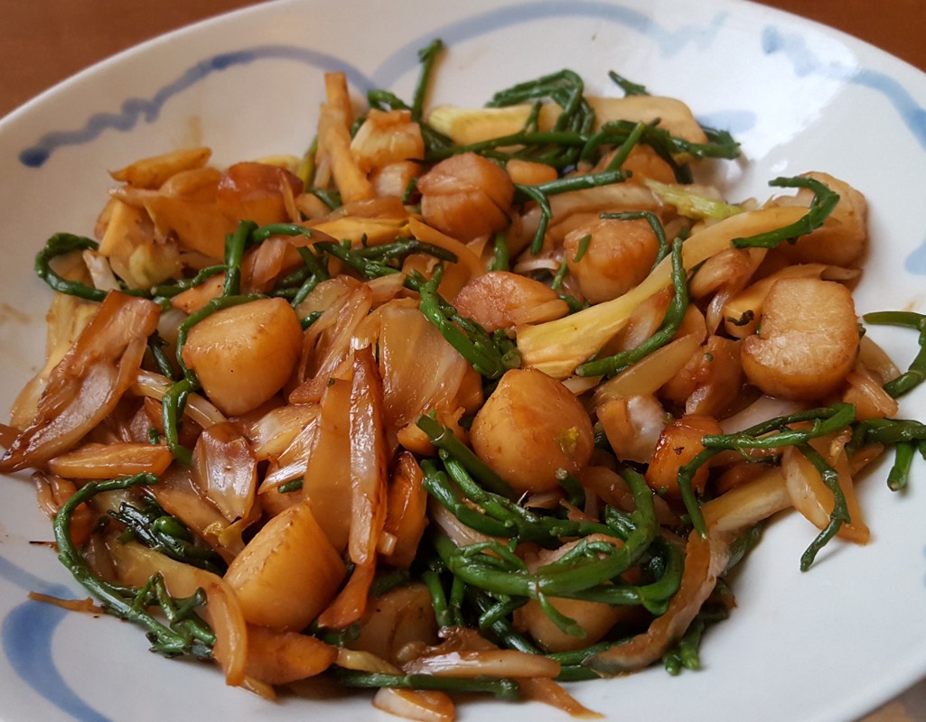 Scallops, fennel and samphire stir-fry