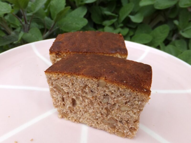 Walnut and honey traybake