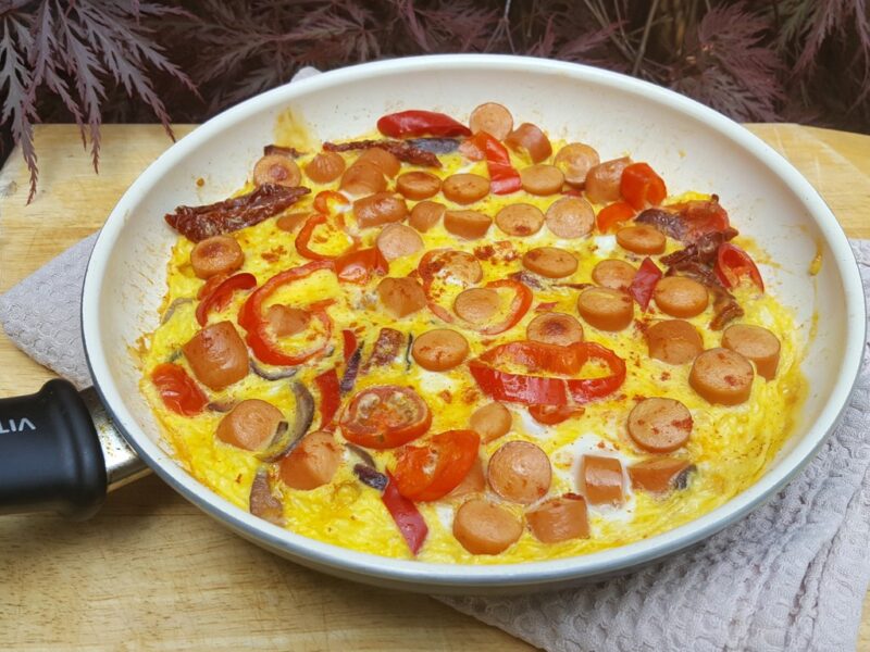 Frankfurter and red pepper tortilla