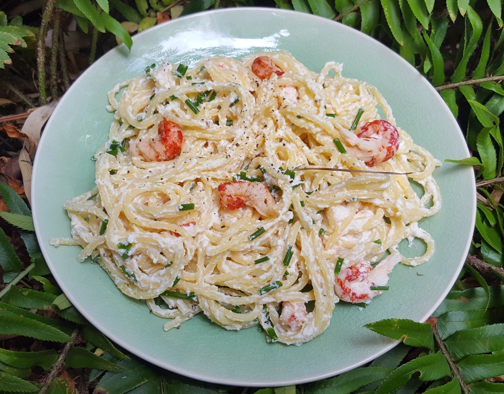 Pasta with ricotta and crayfish