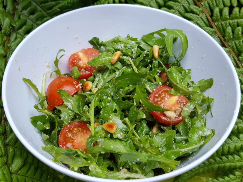 Rocket and tomato salad