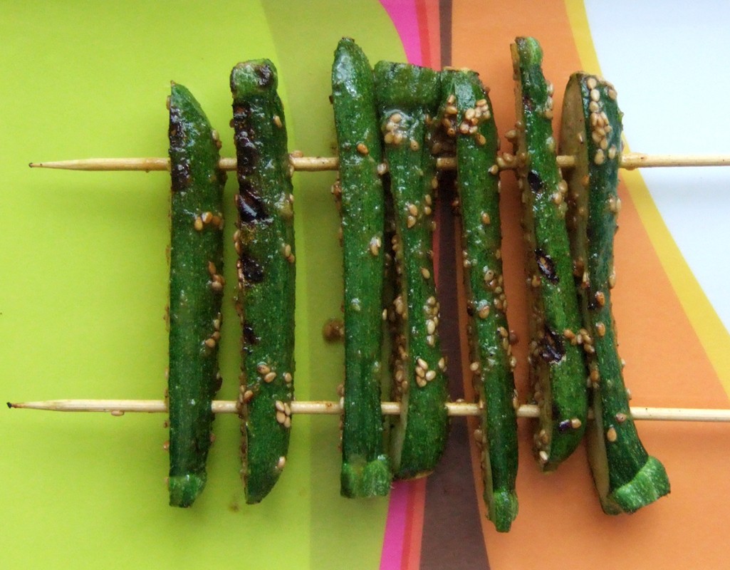 Sesame grilled baby courgette