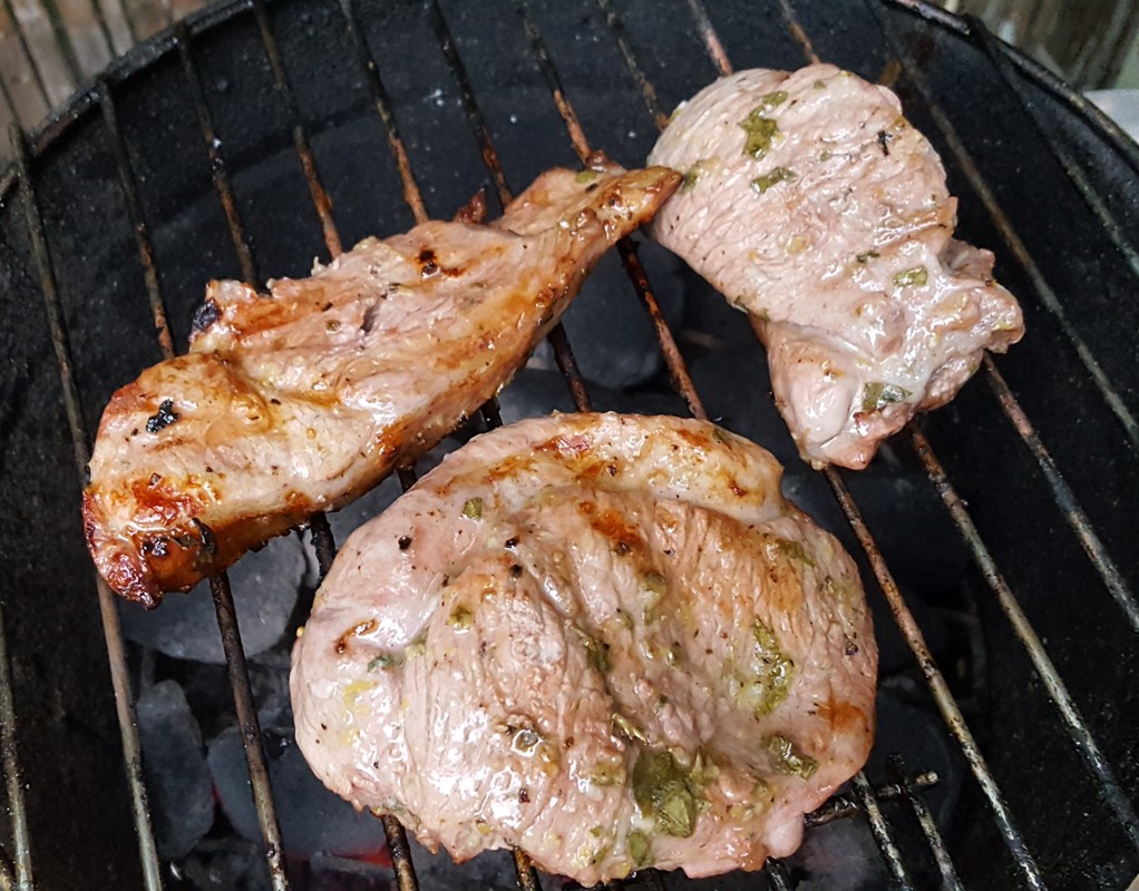 Zesty grilled lamb