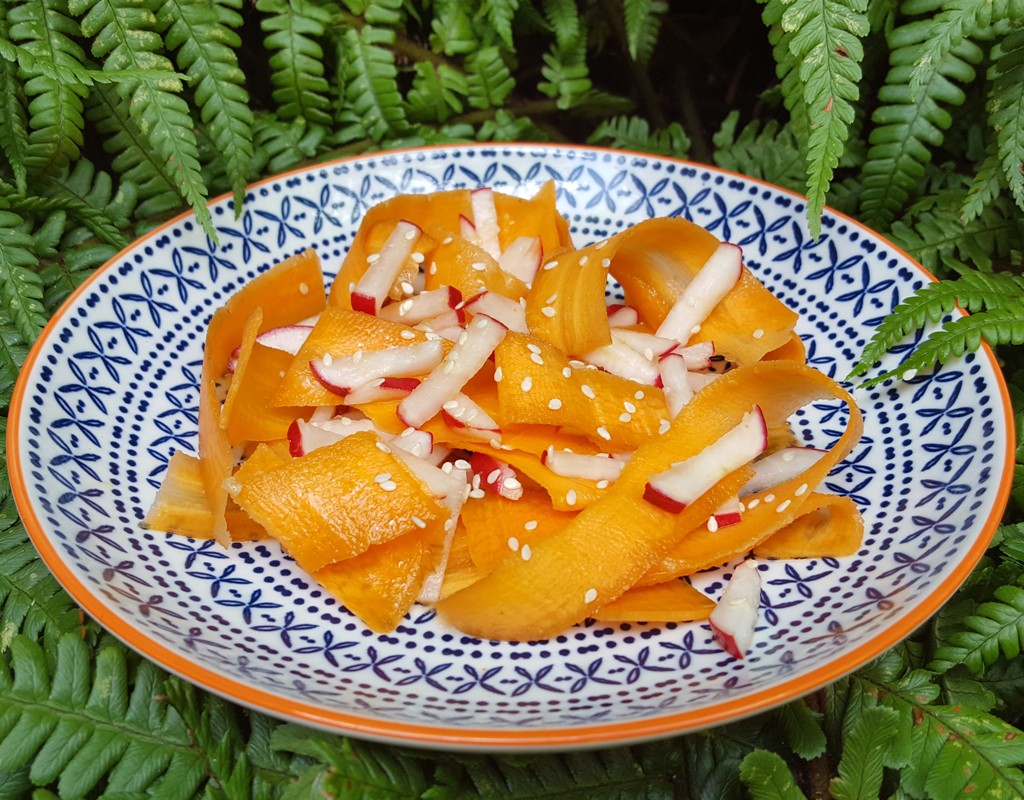 Carrot and radish salad