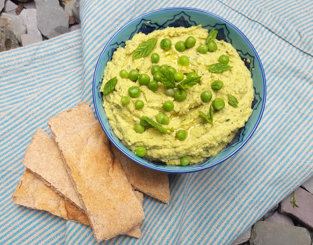 Pea & mint hummus