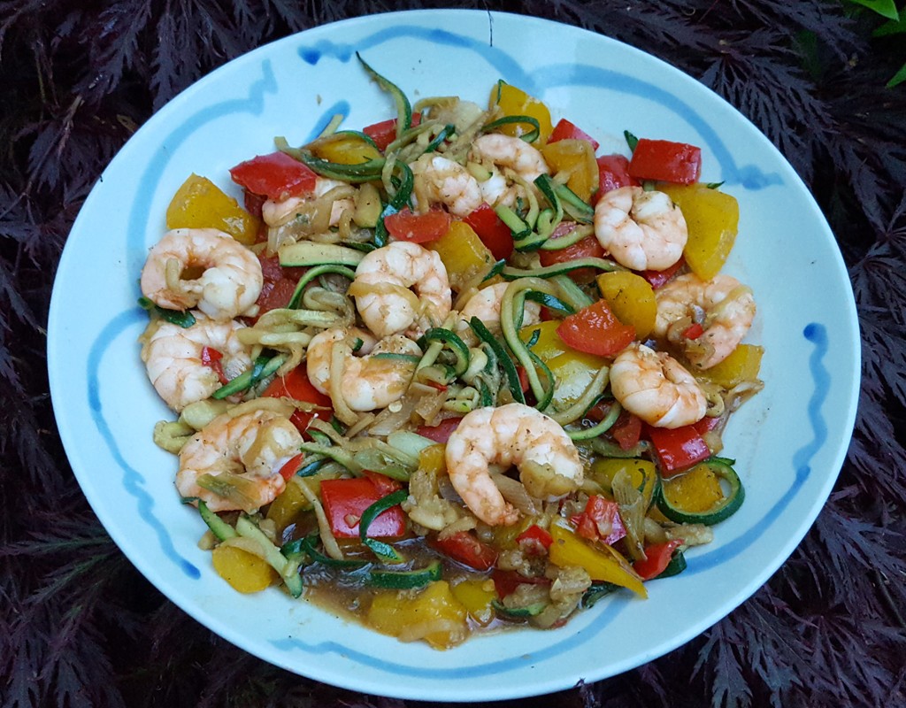 Prawns and red pepper stir-fry