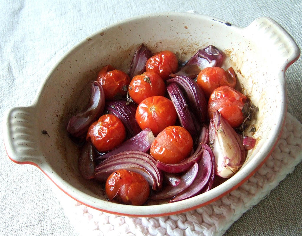 Balsamic roasted tomatoes and onion