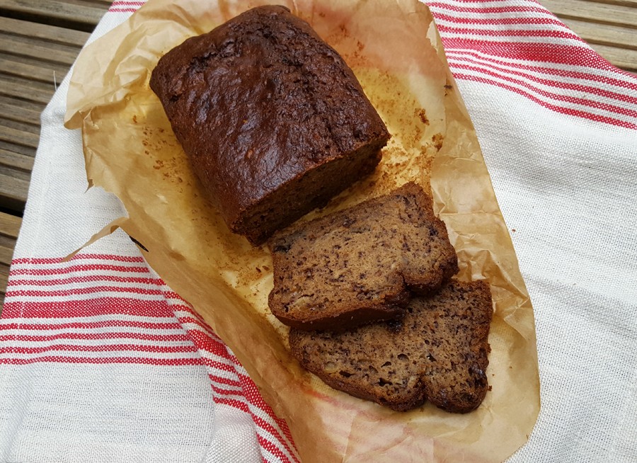 Banana and wheat bisks loaf