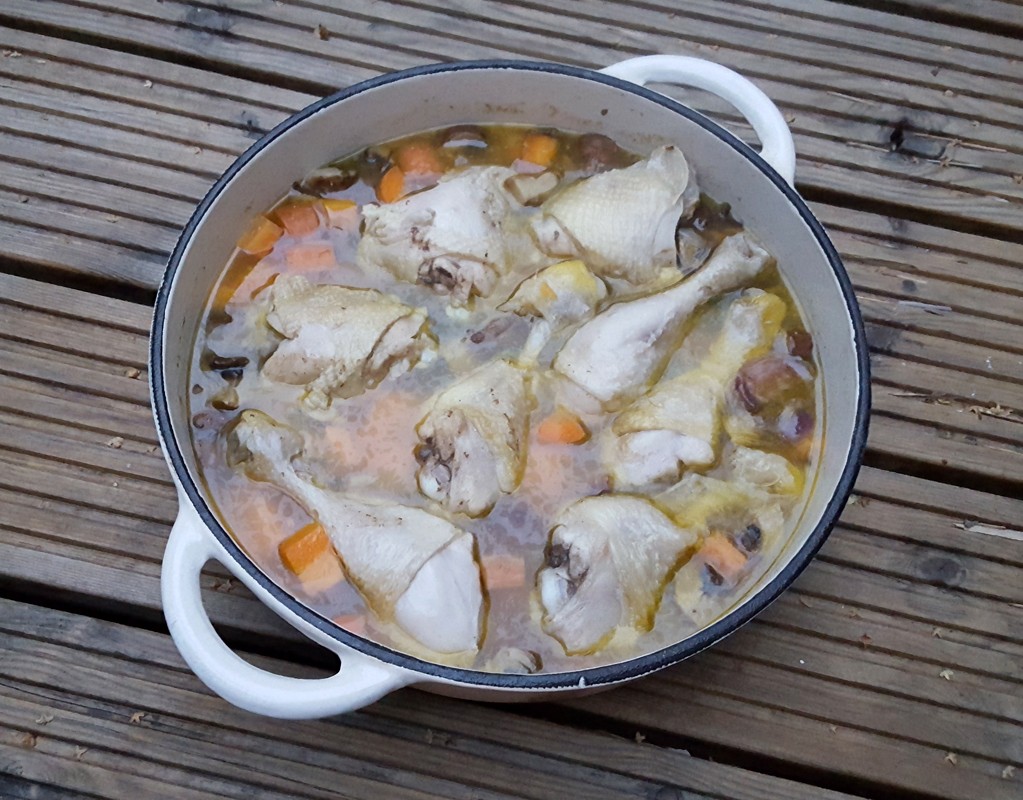 Chicken and vegetables casserole