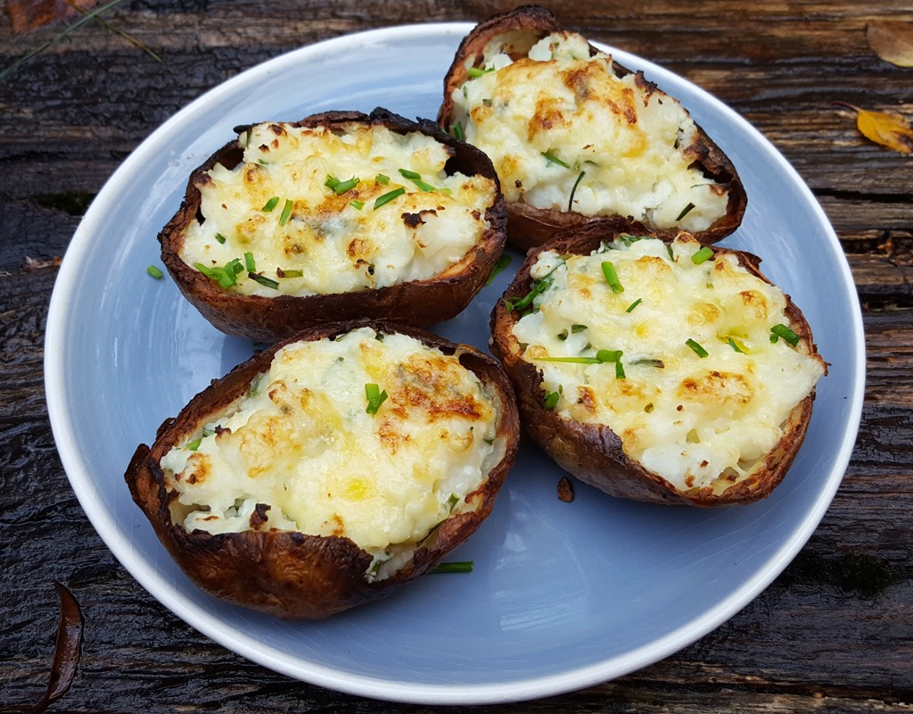 Cheese & chives loaded potato skins