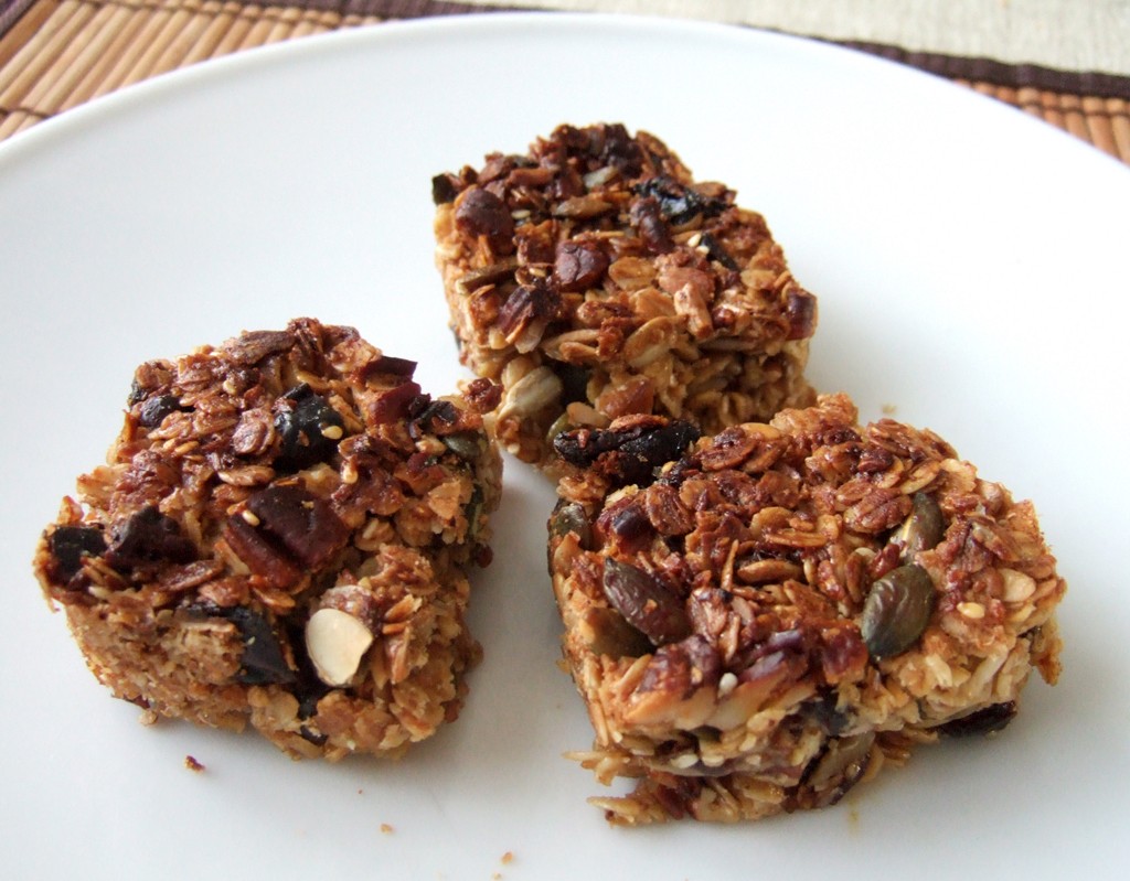 Pecan and coconut cereal bar