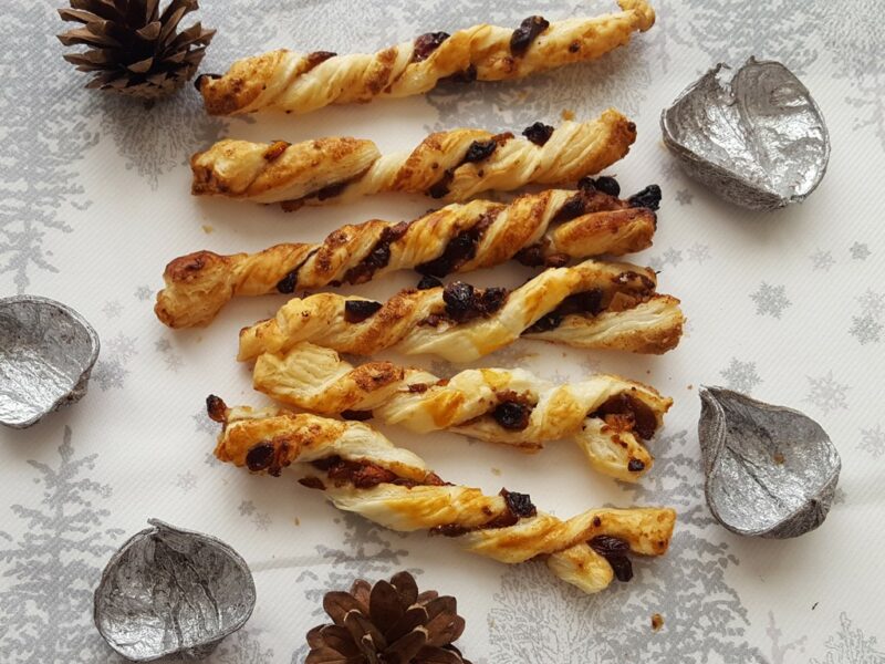 Mince pie twists