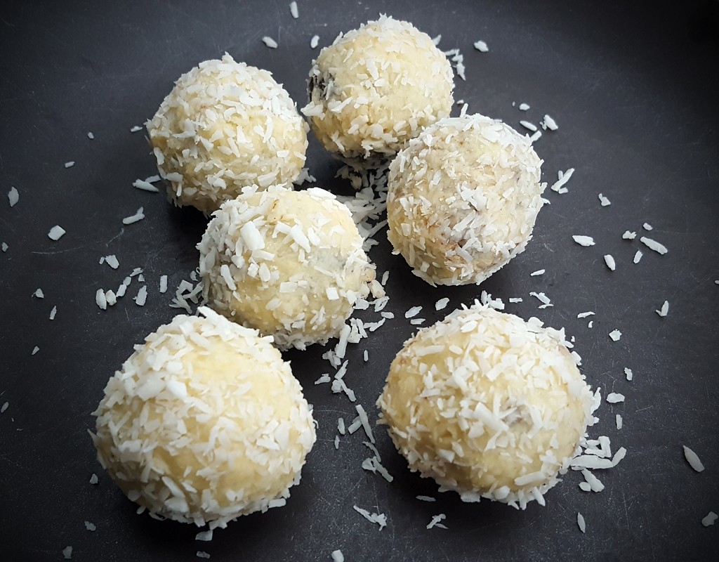 Cherry and coconut Christmas pud bonbons