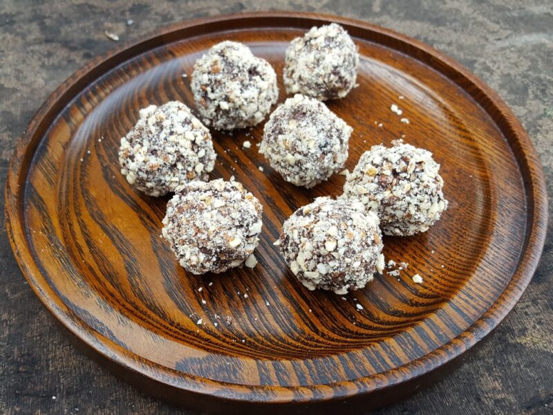 Orange and hazelnut Christmas pud truffles