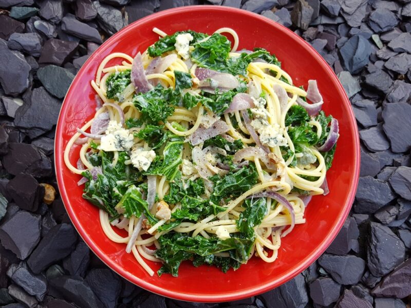 Stilton and kale spaghetti