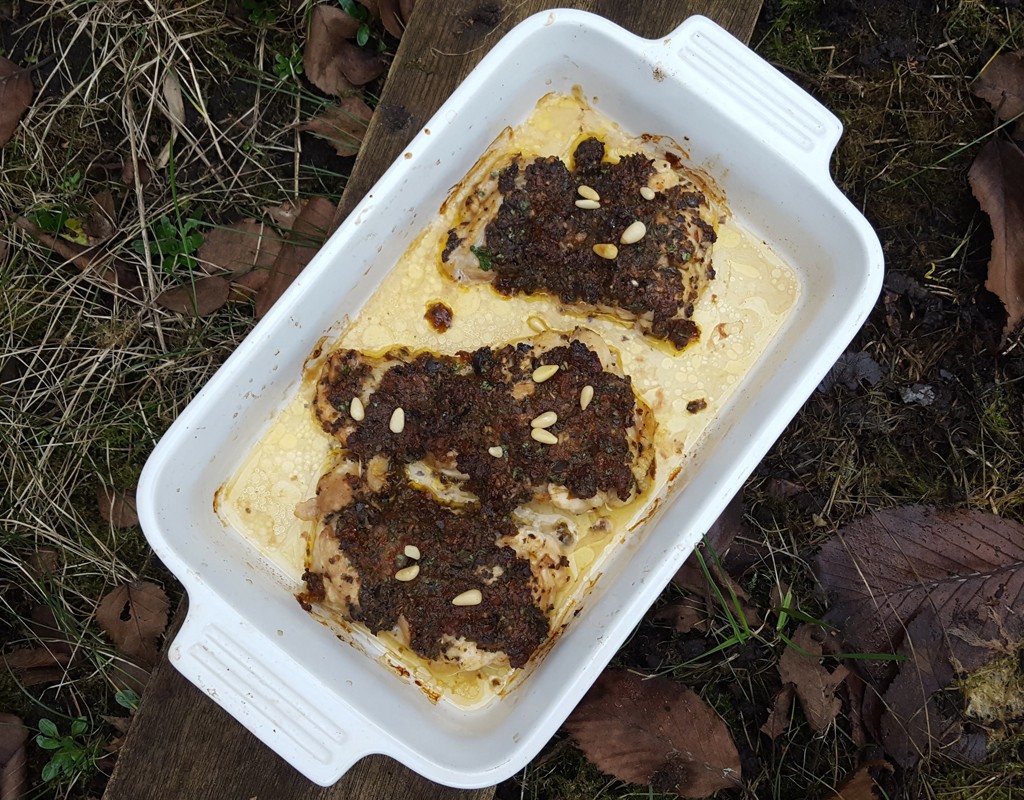 Sun-dried tomatoes and Tapenade baked chicken