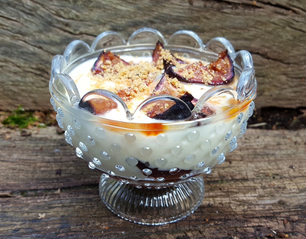 Baked fig trifle