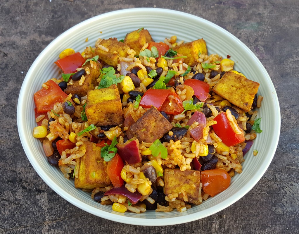 Black bean & rice salad with spiced tofu