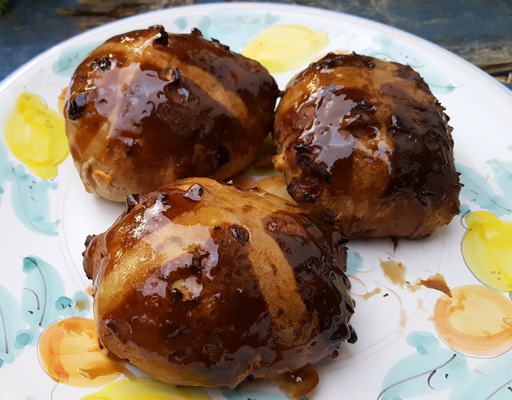 Hot Cross Mincemeat Buns