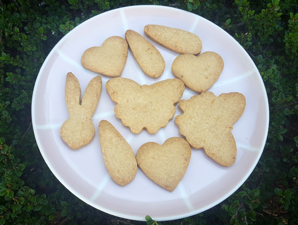 Lemon shortbread