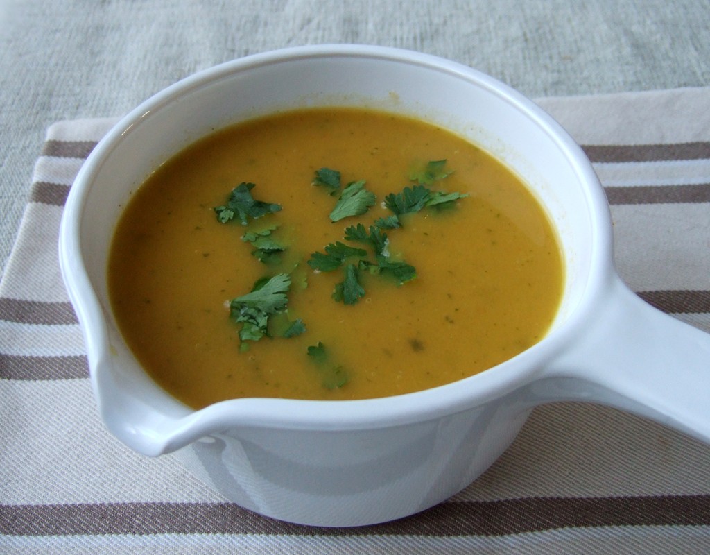 Spiced carrot and coriander soup