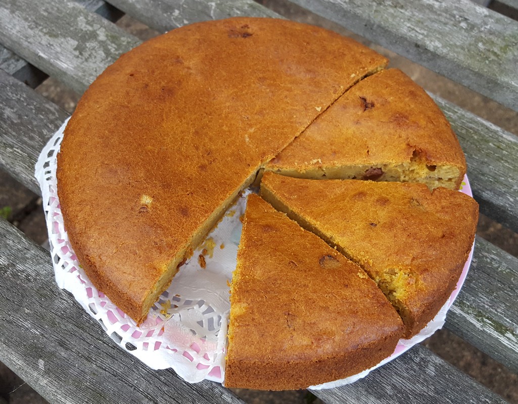 Gluten-free carrot and orange cake