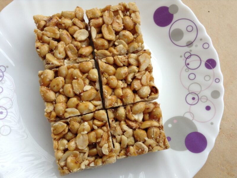 Peanut chikki