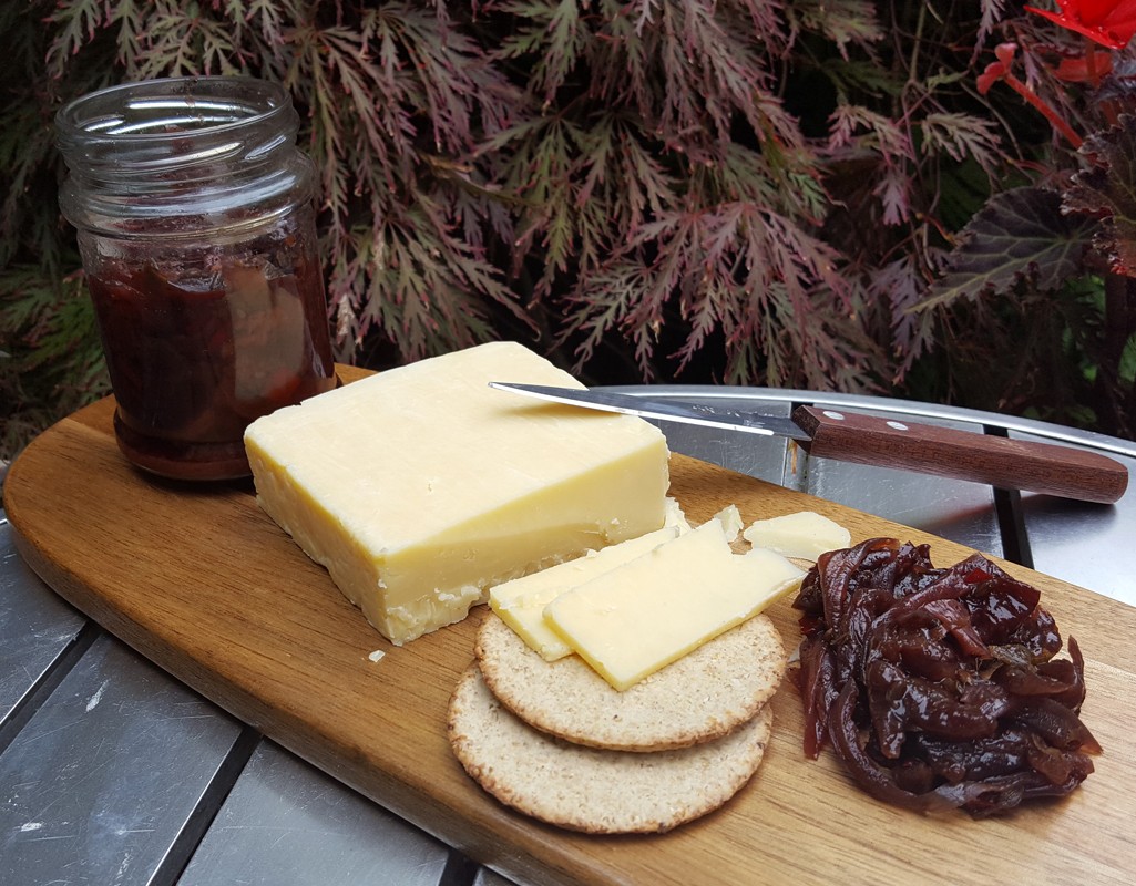 Fennel and cherry chutney