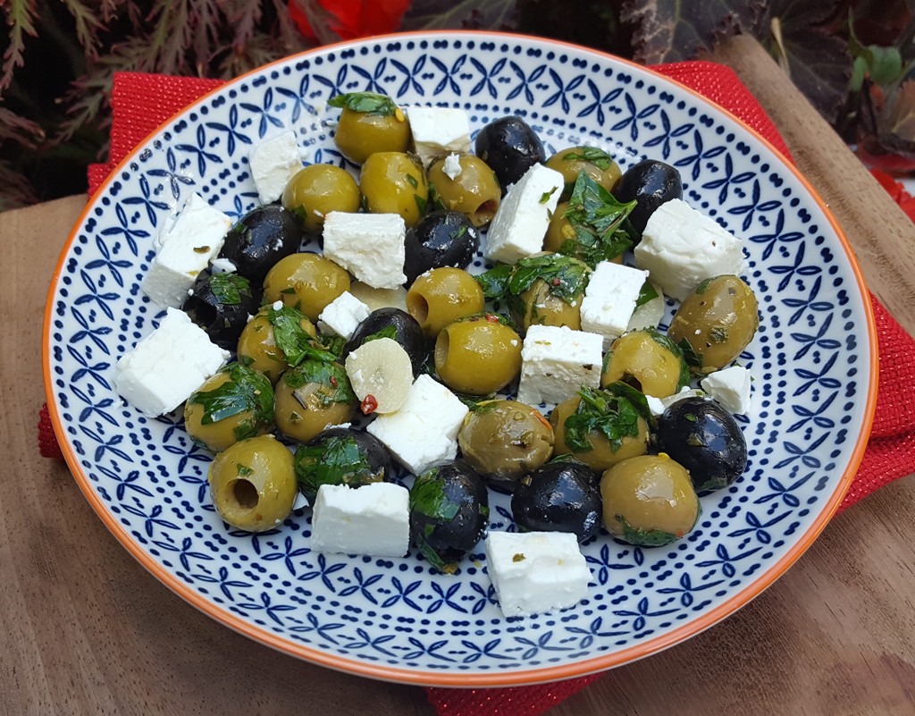 Mixed olives with feta