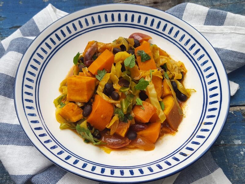 Sweet potato and black beans stew