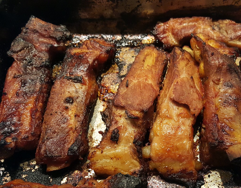 Cider baked spare ribs