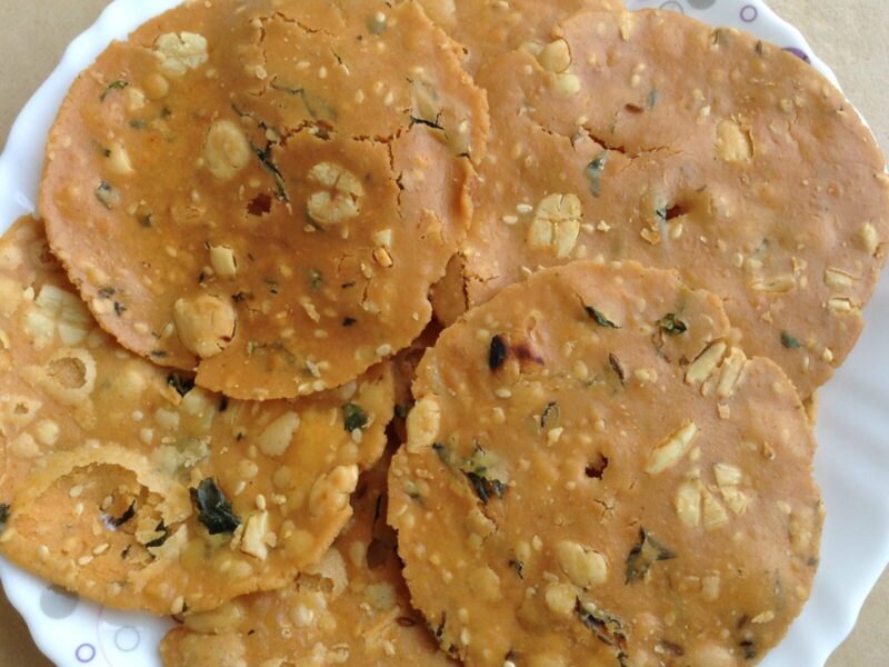 Pappu chekkalu (Rice crackers)