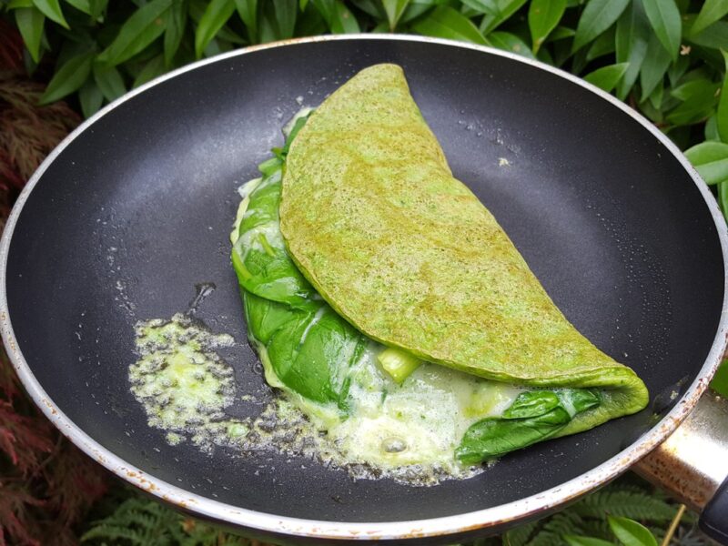 Spinach and cheese omelette