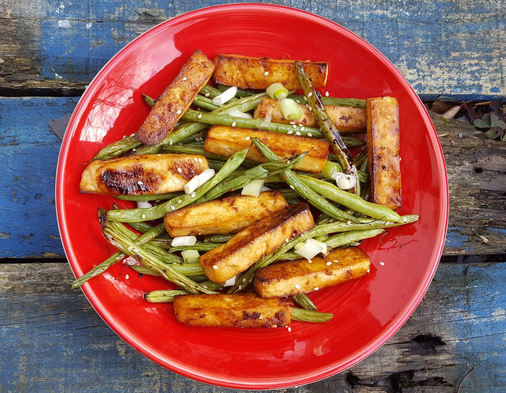 Honey-sesame baked tofu and green beans