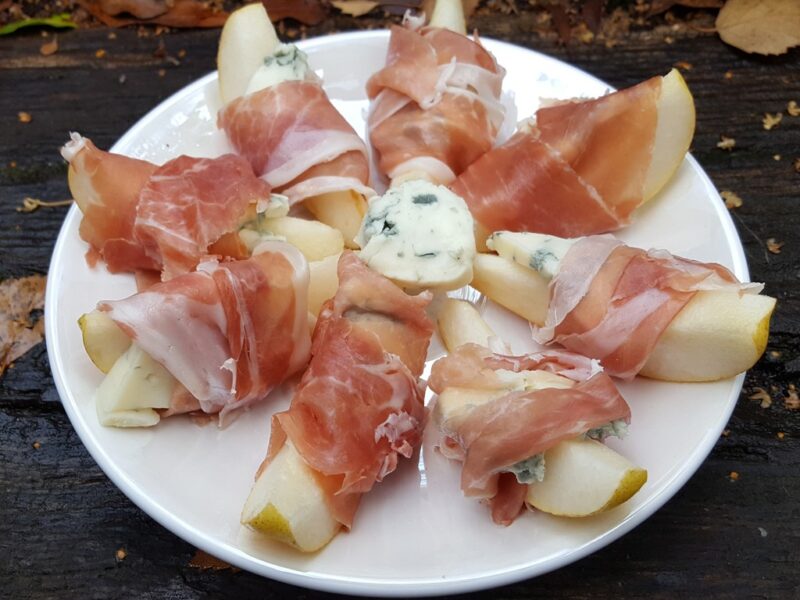 Pear and Gorgonzola bites wrapped in Prosciutto