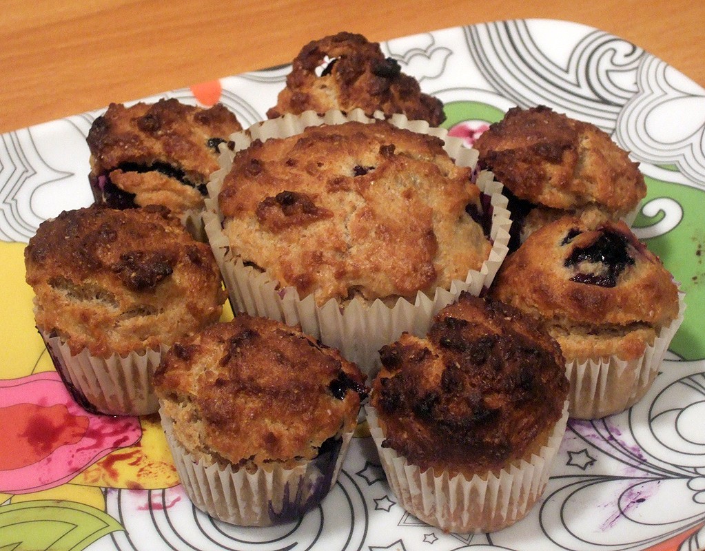 Blueberry spelt muffins