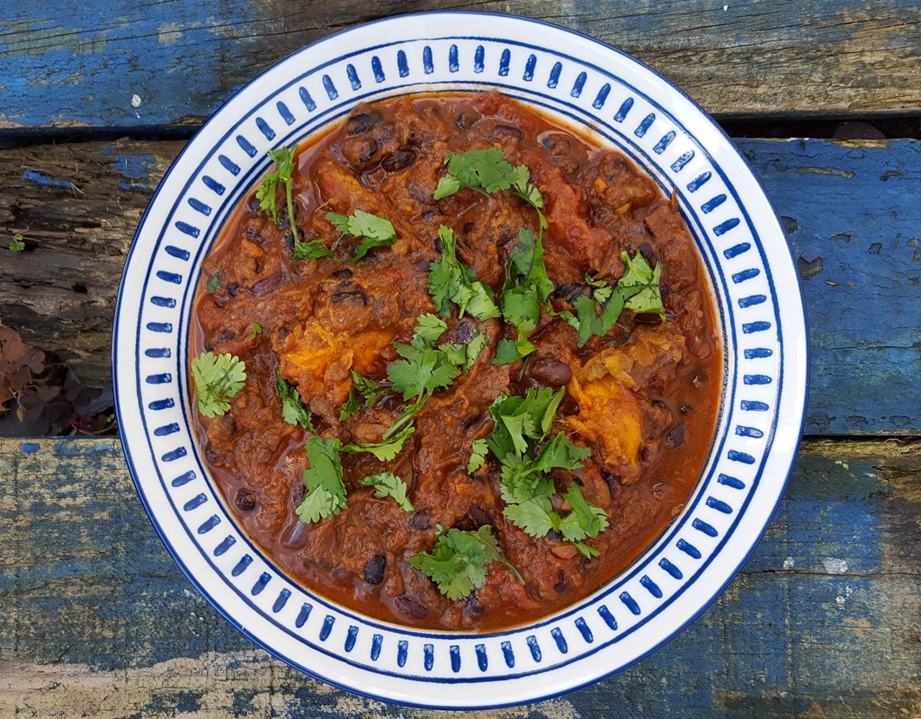 Black bean and sweet potato chilli