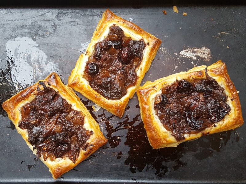 Duck liver and mushroom tarts