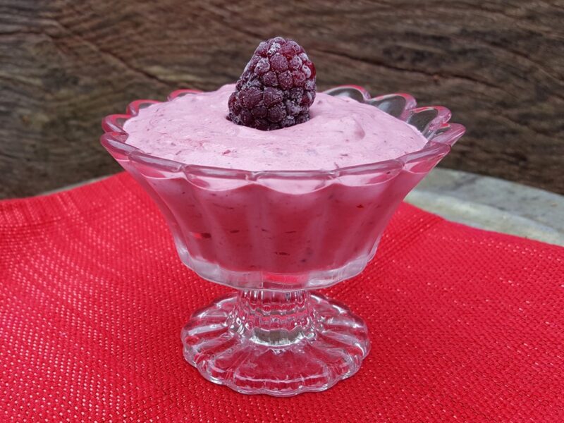 Frozen mixed berries cream