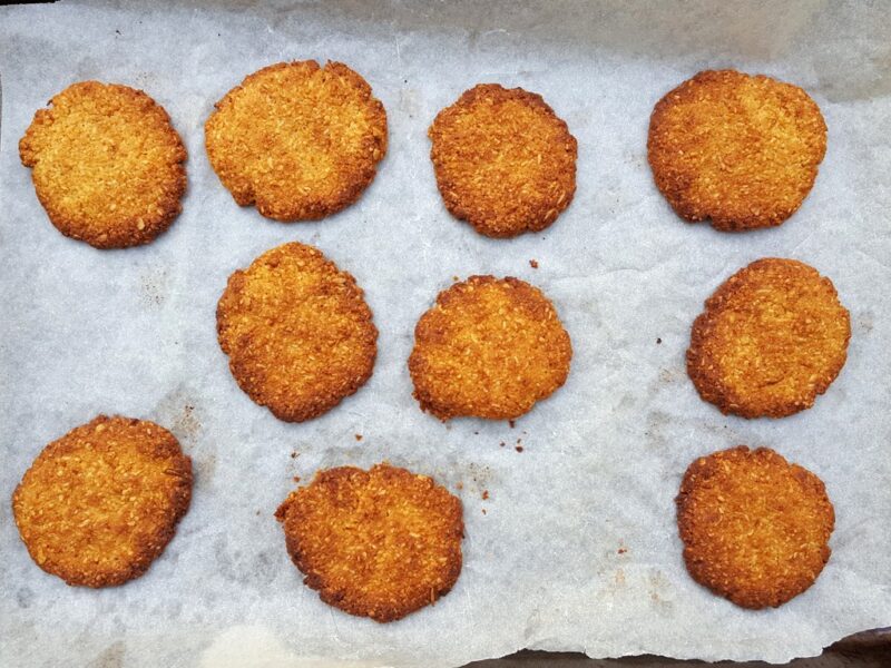 Orange and almond oat cookies