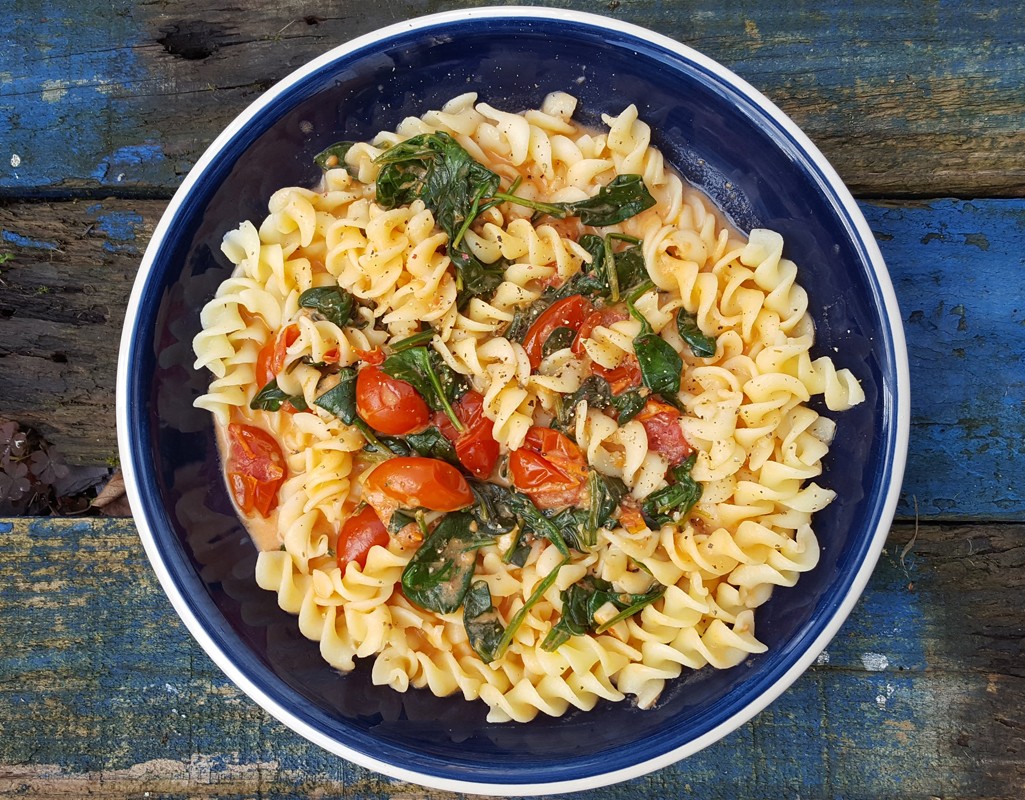 Tomato, Mascarpone and spinach pasta