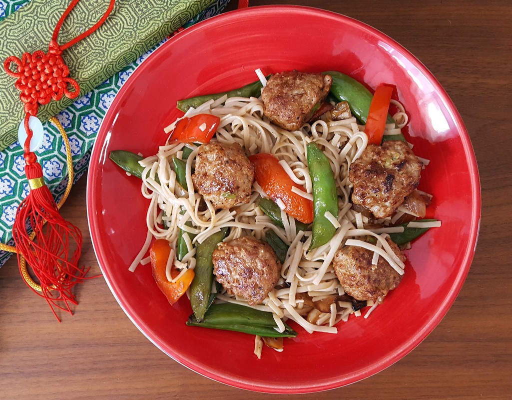 Hoisin meatballs with noodles