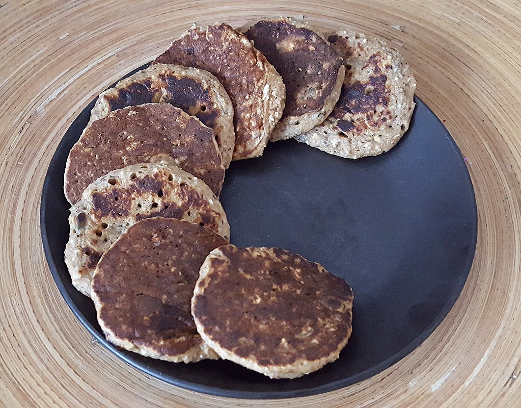 Pumpkin and prune oaty pancakes