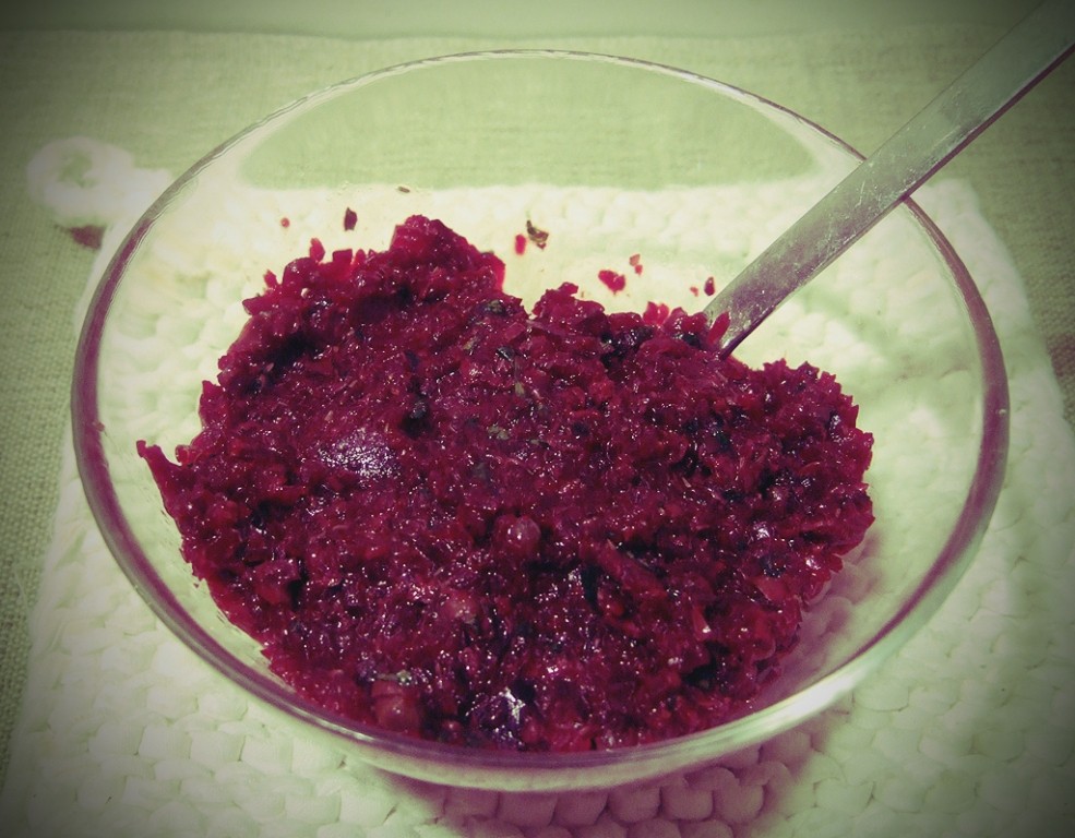 Beetroot salsa with capers