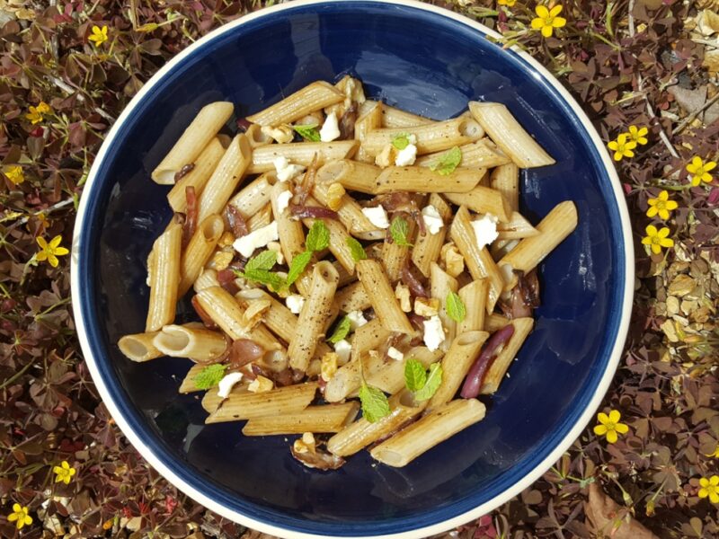 Gorgonzola and caramelised onion pasta