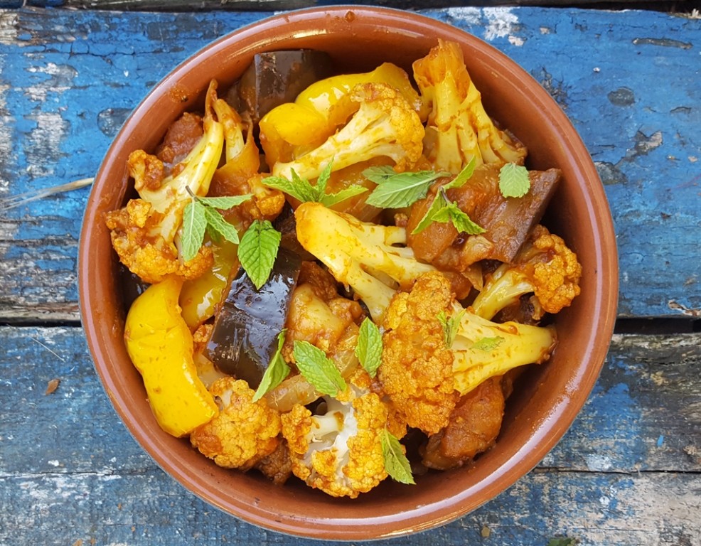 Aubergine and Cauliflower Curry