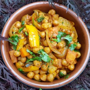 Chickpea and bell pepper curry