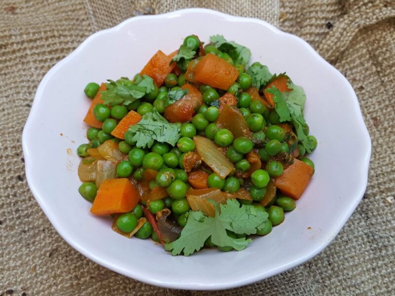 Spiced green pea stew