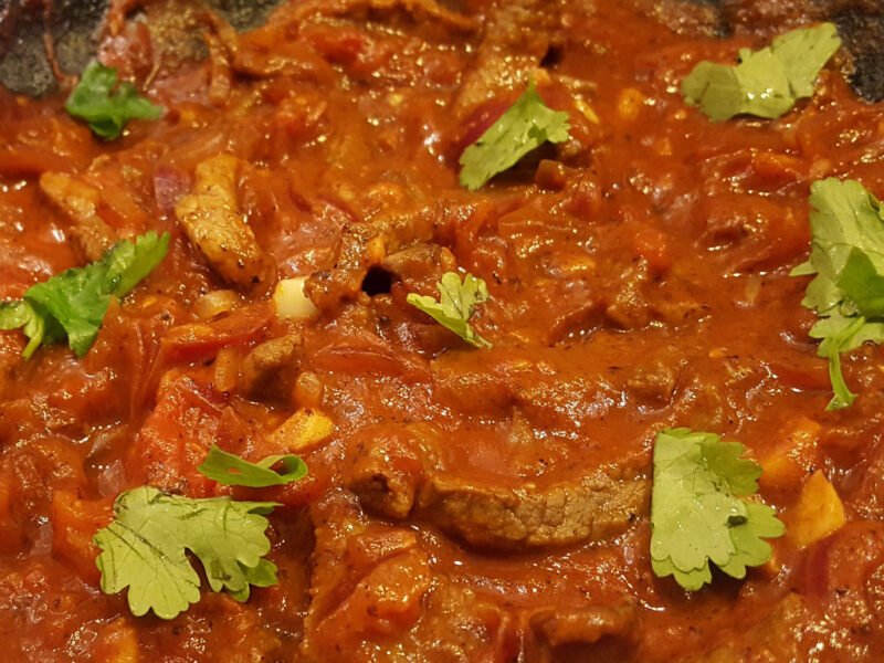 Stir-Fry Beef with Ginger and Tomato